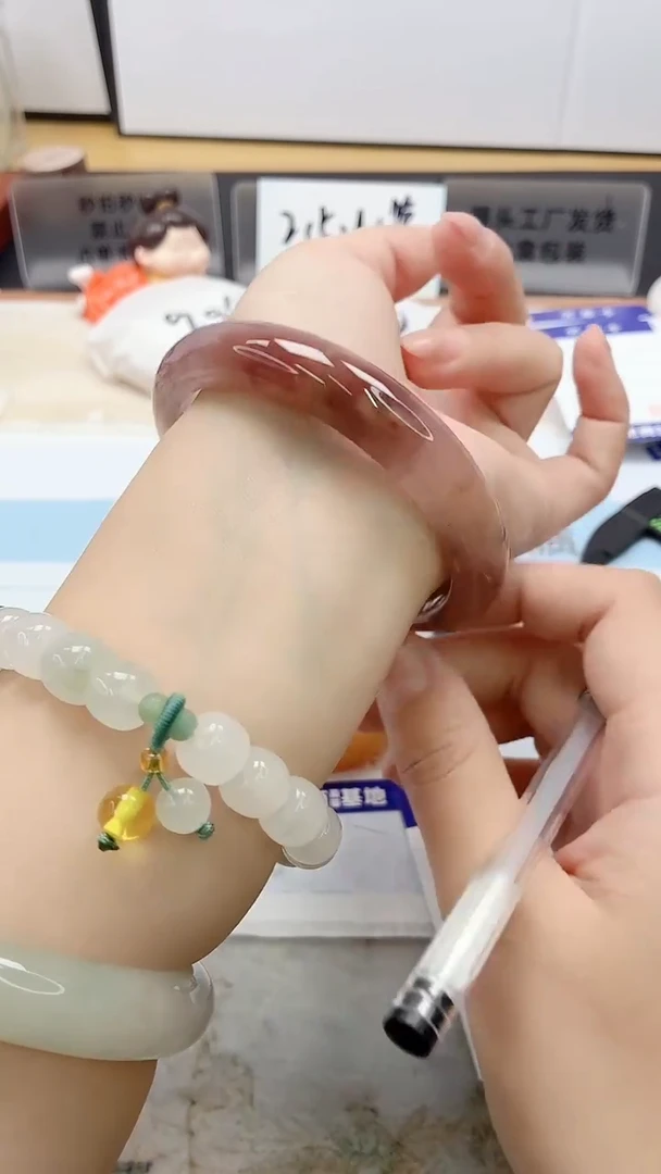 石英质玉手镯未镶嵌308/62.1TH