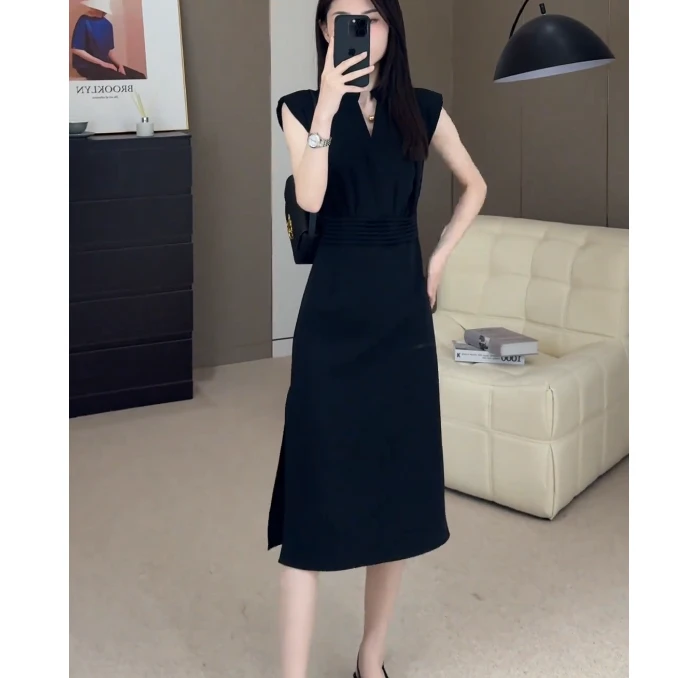 2025夏季V领连衣裙法式小香风连衣裙开叉小黑裙洋气GF60201