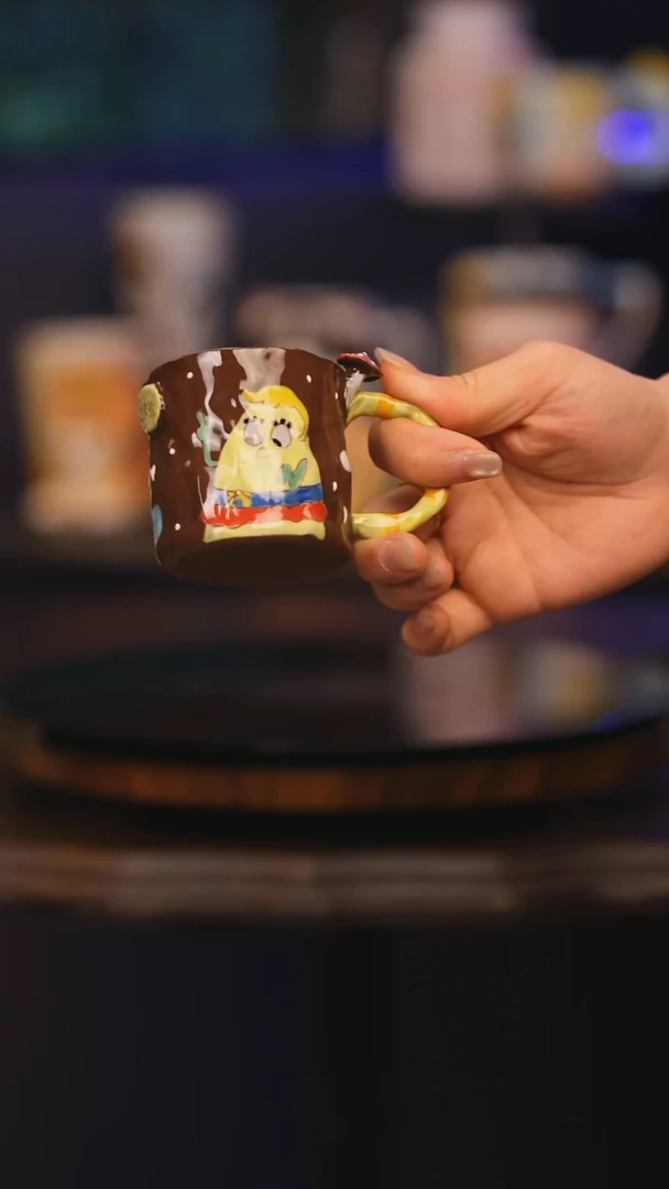 【闪购商品】摆件景德镇釉下彩绘设计师款式陶瓷