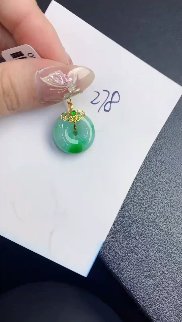 【闪购商品】翡翠颈饰18K金镶嵌000000000000