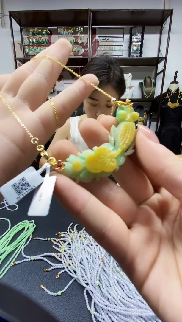颈饰未镶嵌翡翠翡翠吊坠