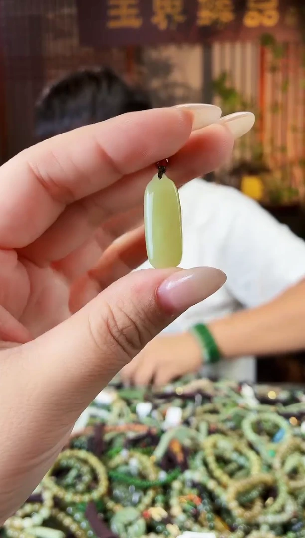 未镶嵌和田玉挂件多样性发货拍一发一