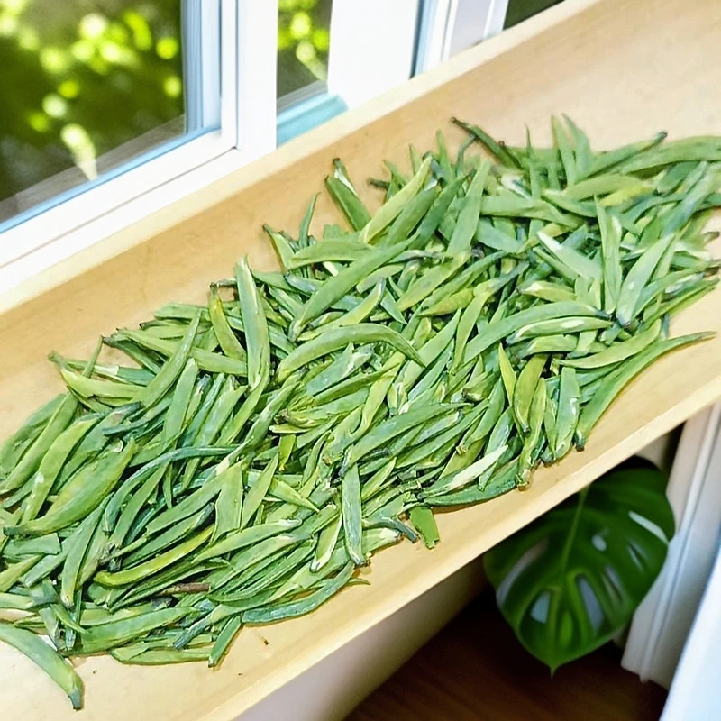 恩施贡芽小米粒绿茶嫩芽清香罐装高山毛尖翠芽浓香型茶叶