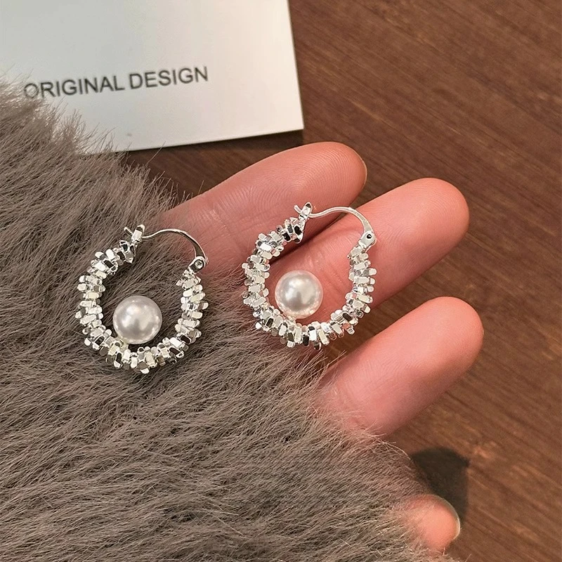 铜合金耳饰 轻奢精致仿碎银子珍珠耳环圈圈耳圈耳扣独特耳钉耳饰