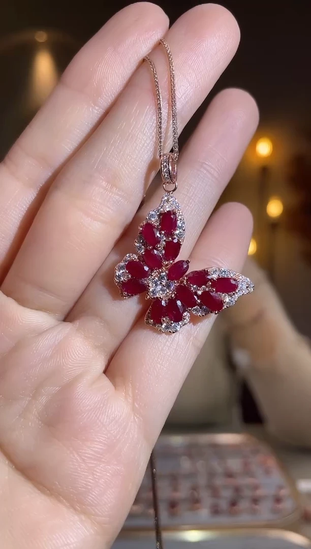 银S925镶嵌颈饰红宝石颈饰