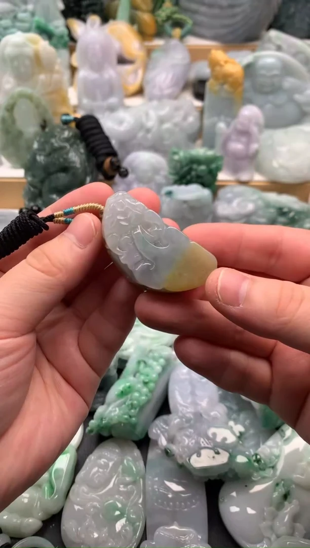 吊坠(不含链)未镶嵌翡翠1