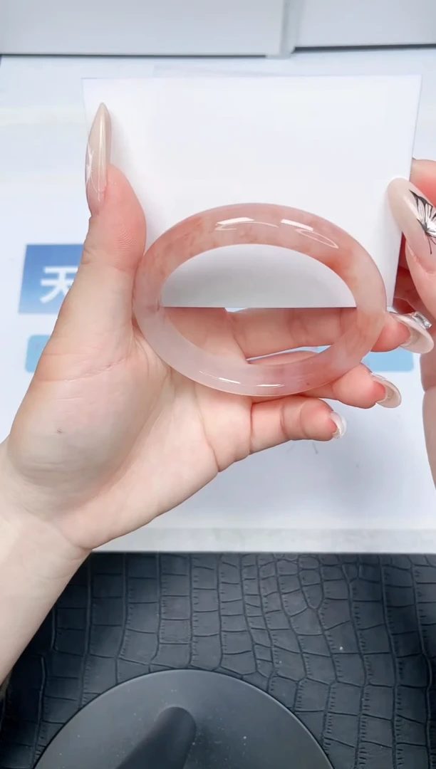 【闪购商品】石英质玉手镯未镶嵌28-56