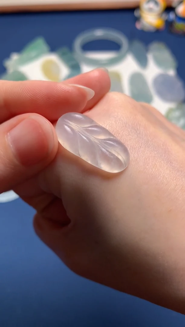 【闪购商品】定制翡翠未镶嵌0666028429