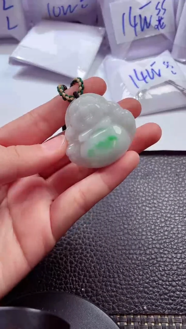 颈饰未镶嵌翡翠00007046