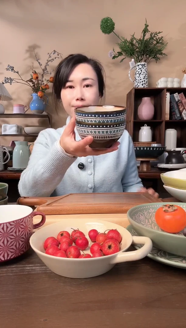 4.5英寸波西米亚小碗2只微瑕