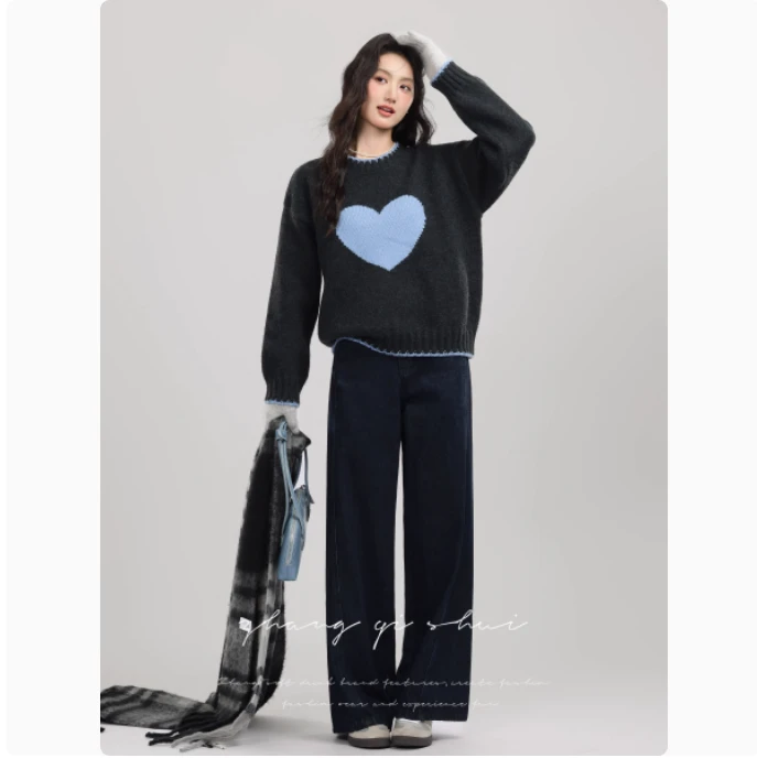 张小小《爱心日记》黑色外穿套头毛衣女圆领爱心撞色Z13408