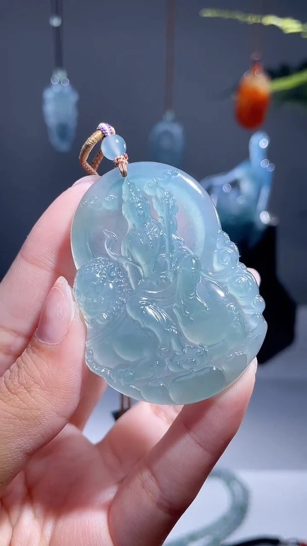 颈饰未镶嵌翡翠文殊