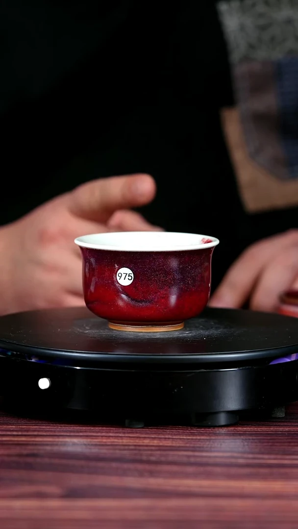 975#李晓虎一级品原矿钧瓷压手杯