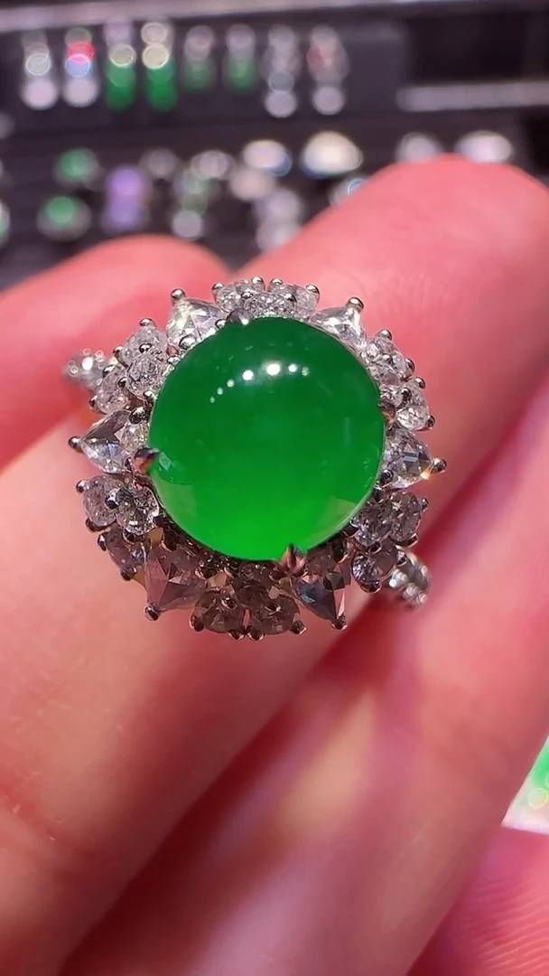 【闪购商品】翡翠戒指18K金镶嵌戒指