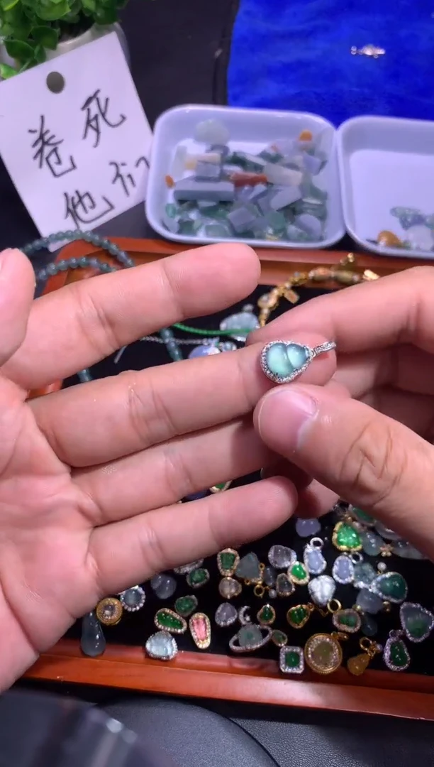 翡翠银S925镶嵌吊坠(不含链)1