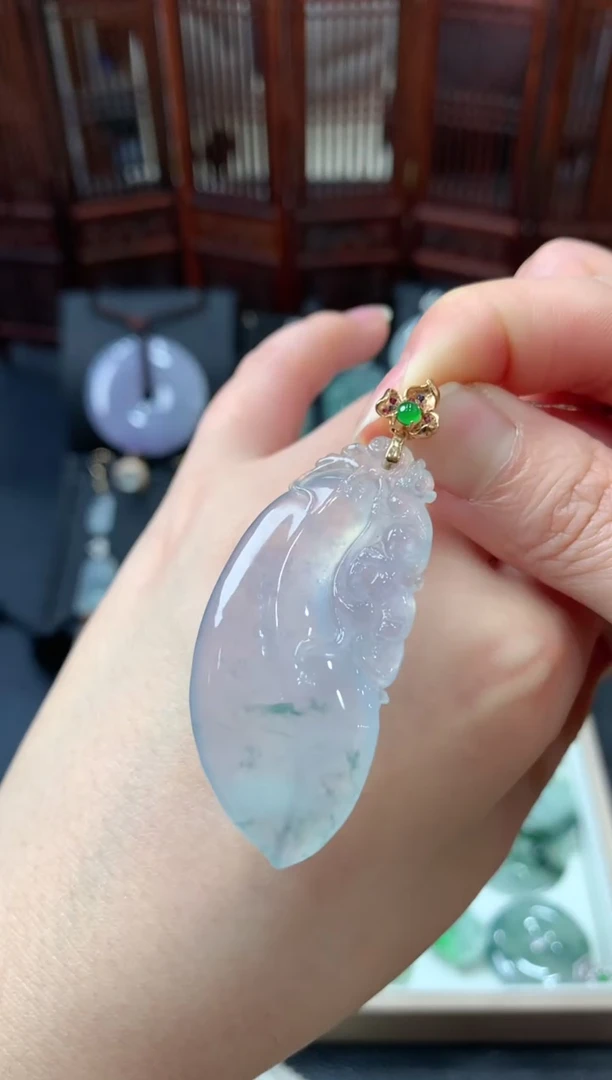 【闪购商品】翡翠吊坠(不含链)18K金镶嵌挂件
