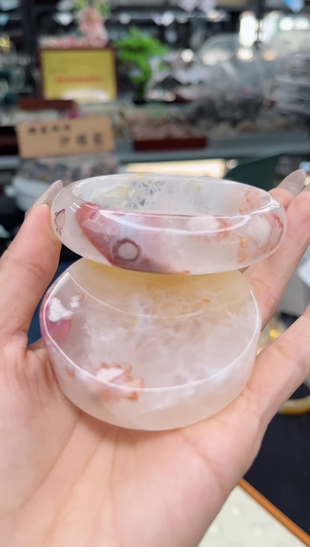 【闪购商品】石英质玉手镯未镶嵌63圈口（赠品镯心）6426870