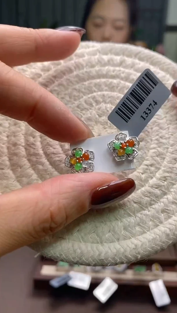 颈饰银S925镶嵌翡翠净货13374