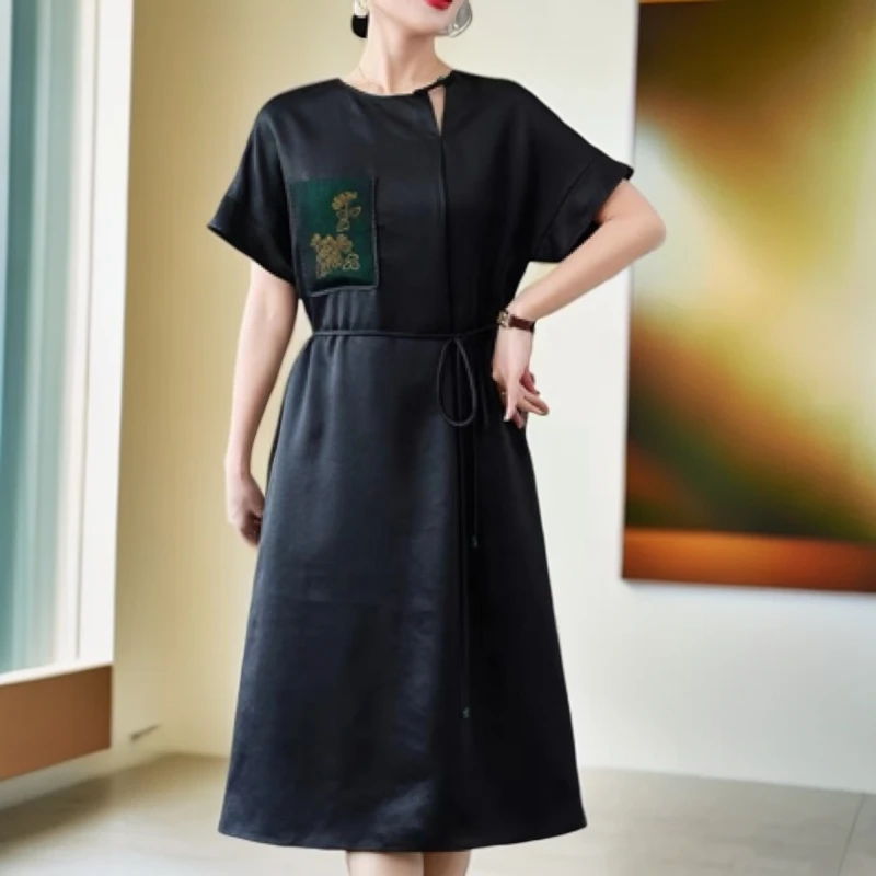 100%桑蚕丝重缎香云纱含腰带绿口袋连衣裙