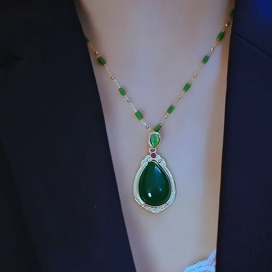 钛钢仿水晶项链 2025春夏新品【绿水滴】轻奢百搭气质锁骨链项链女