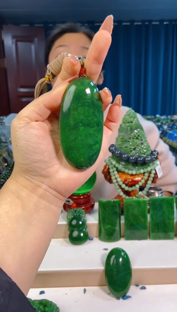 【闪购商品】和田玉挂件未镶嵌1