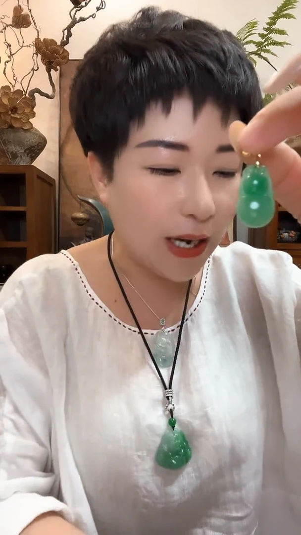 吊坠(赠链)合金翡翠061