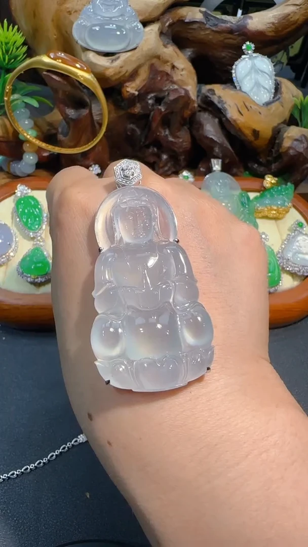 【闪购商品】翡翠吊坠(不含链)18K金镶嵌吊坠