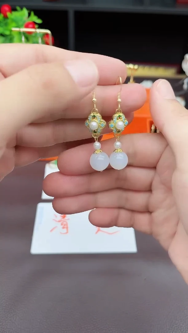 玛瑙/玉髓耳饰银S925镶嵌325000