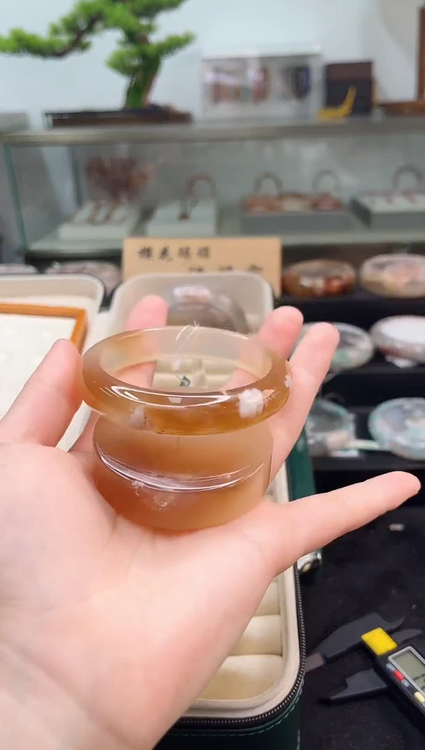未镶嵌手镯石英质玉60圈口（赠品镯心）6593371