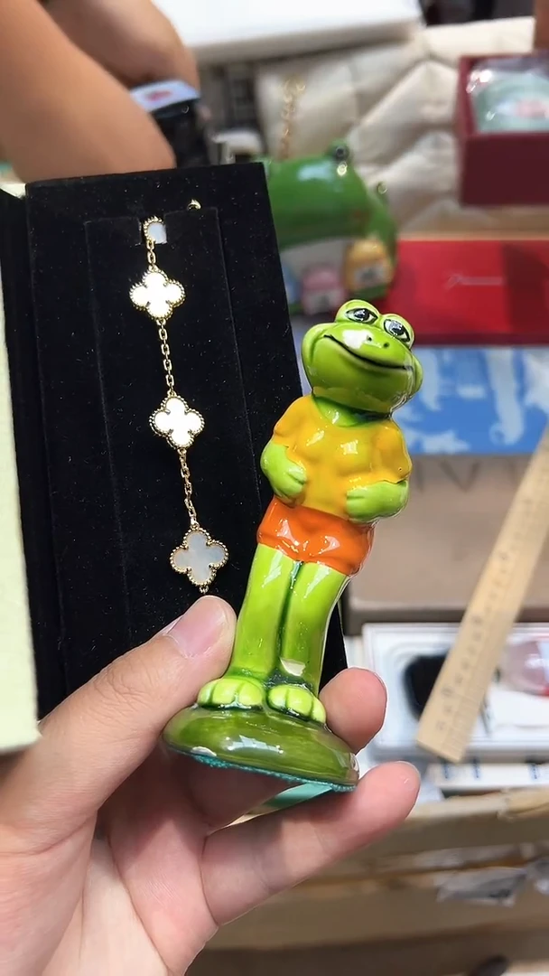 ..全球寻宝高端瓷儿