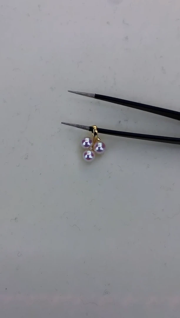 18K金镶嵌DA海水珍珠 GD167 4.5-5 钻石三叶草吊坠赠银链