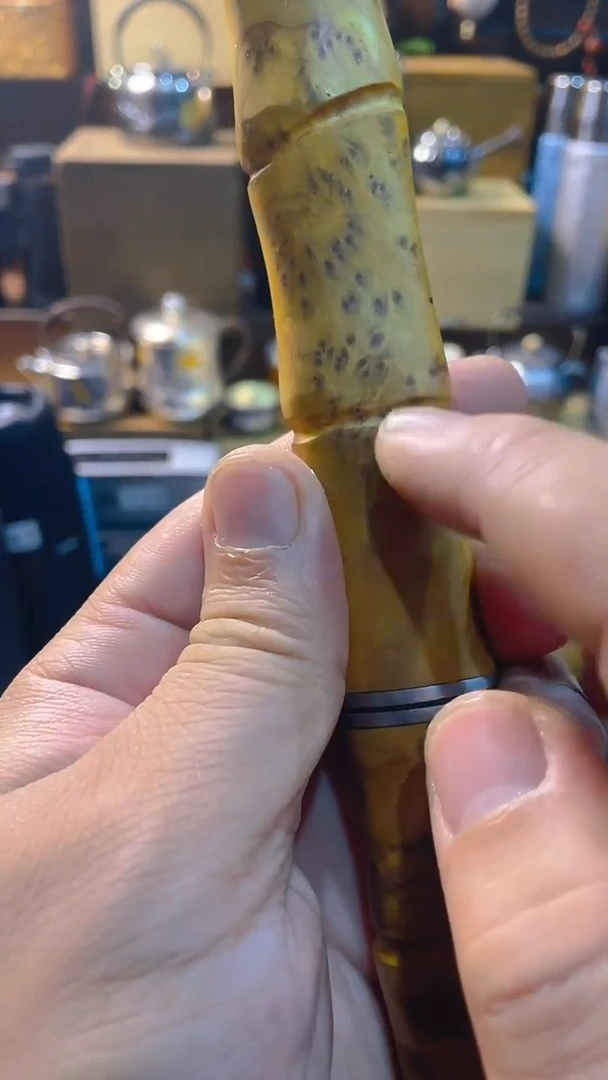瓷片闪购商品 如图所示