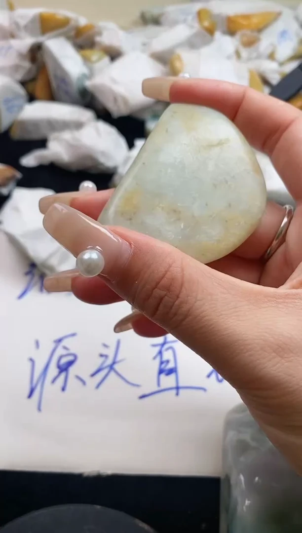 翡翠裸石翡翠挂件裸石