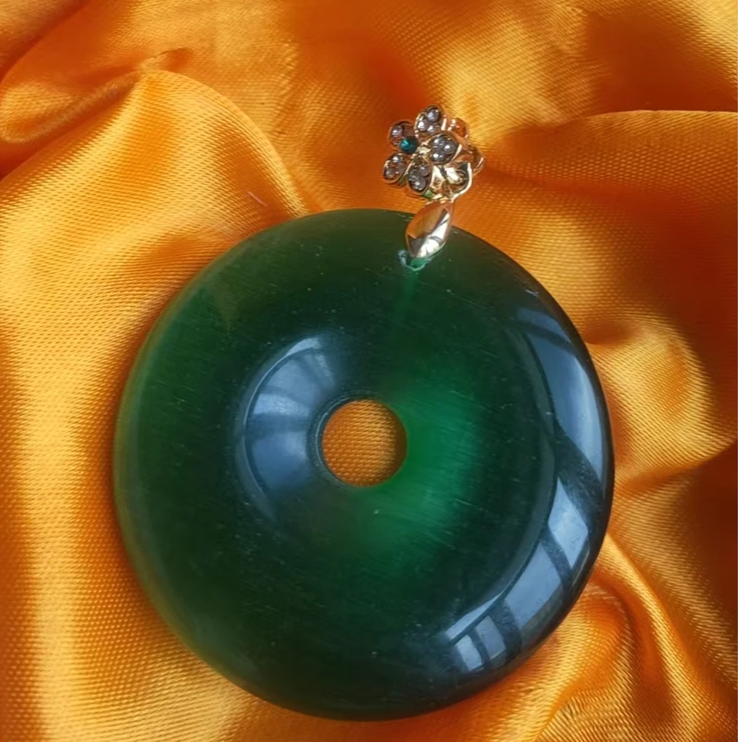 YS0323精品吊坠无礼盒