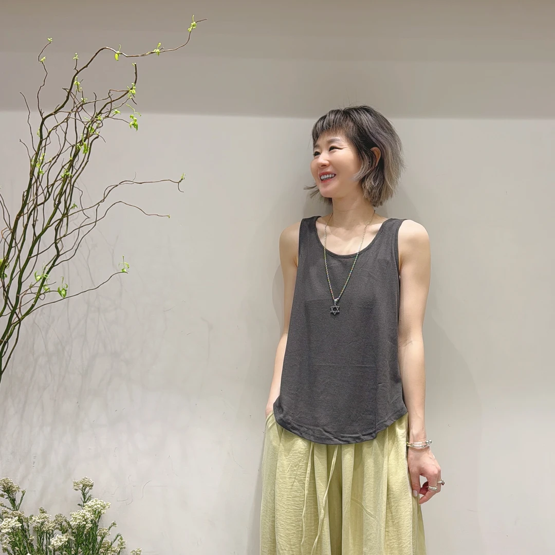 喜悦棉麻｜素汐短款｜透气纯色小吊带U领厚织雪花棉质感