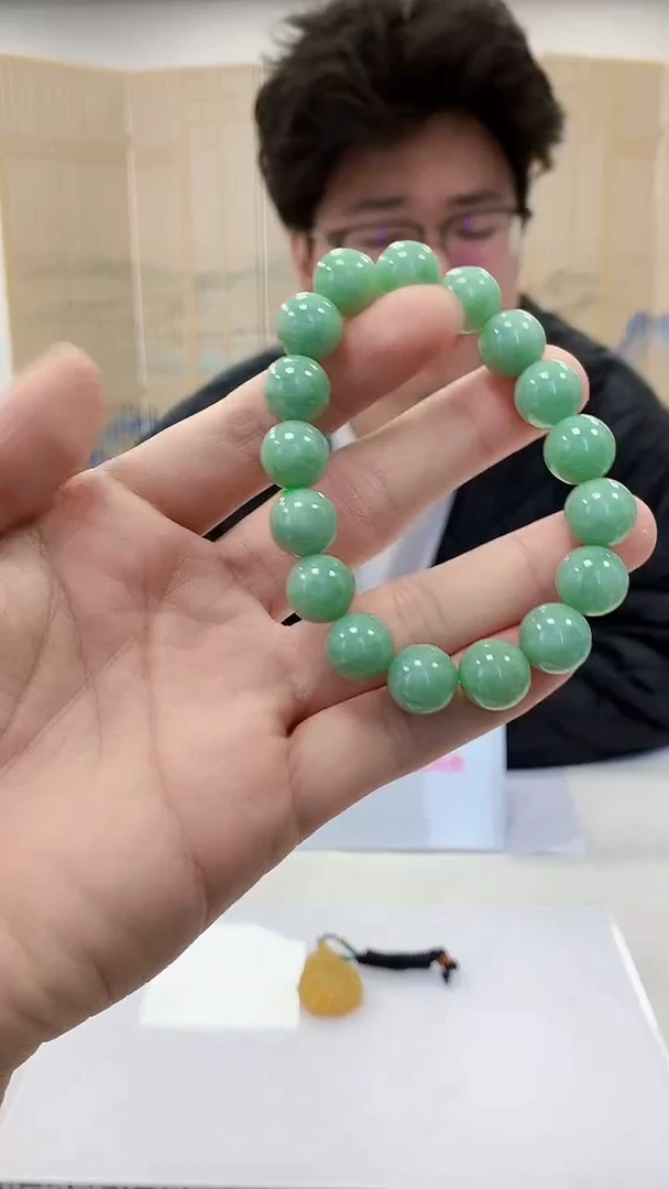 【闪购商品】定制翡翠未镶嵌4688bb-毛货手串60
