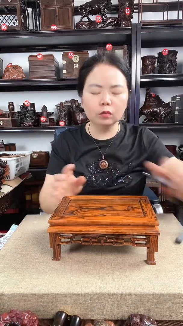 木新款长方老李红木工艺品