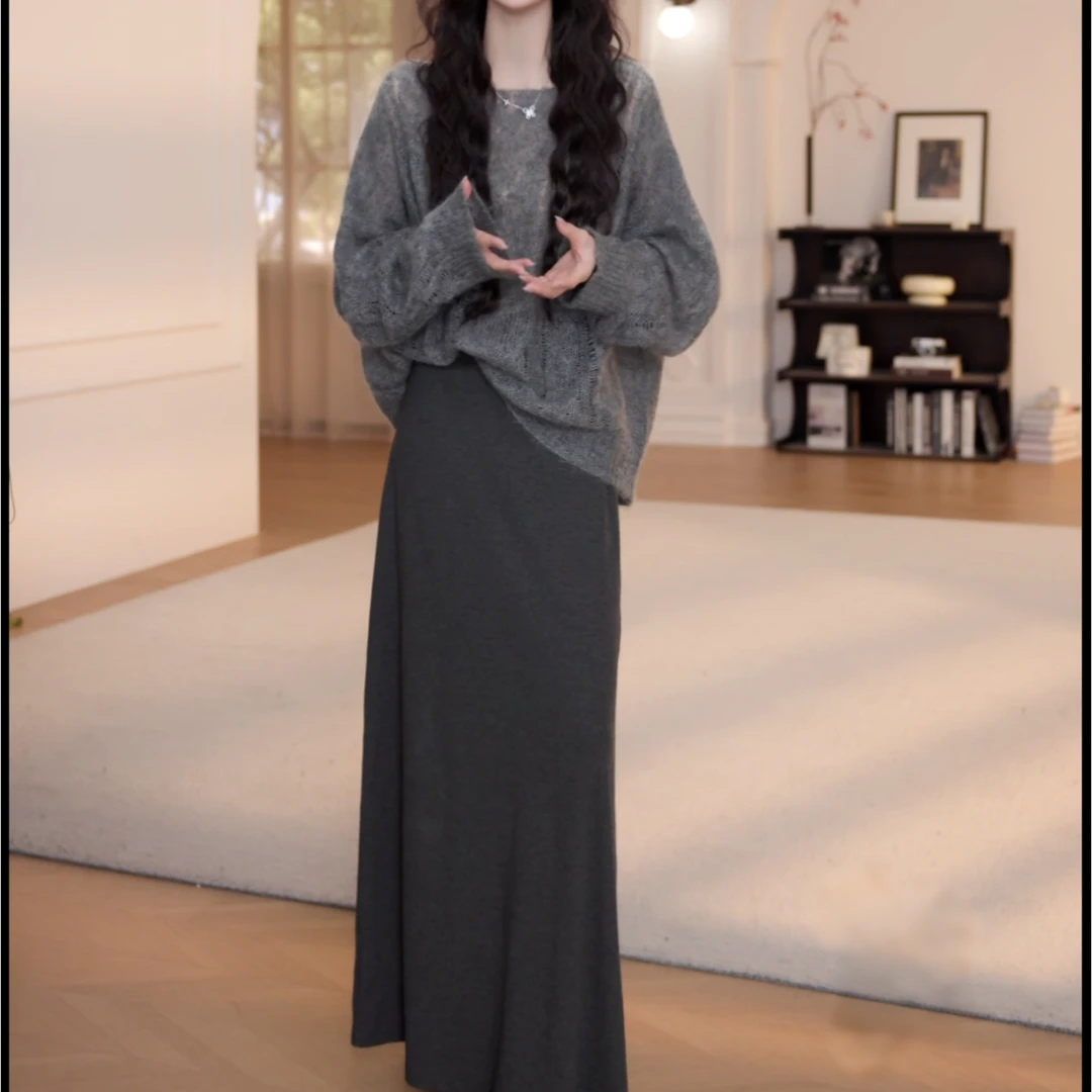 早秋百搭纯色扭花镂空针织长袖+纯色松紧半身裙两件套女LK2505700