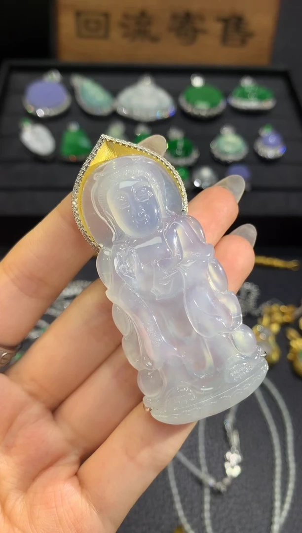 吊坠(不含链)18K金镶嵌翡翠30