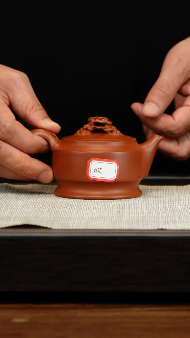 茶壶紫砂朱泥磐石180微瑕
