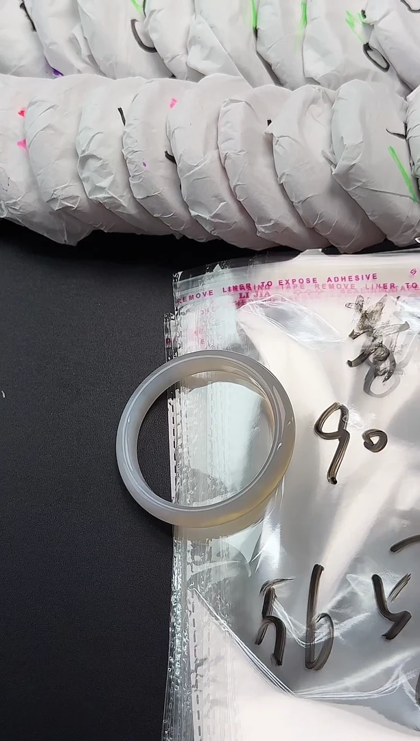 手镯玛瑙/玉髓未镶嵌玛瑙玉髓手镯