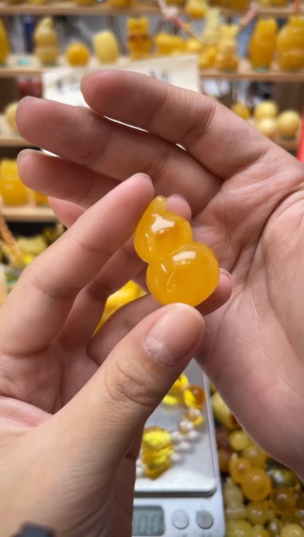 琥珀未镶嵌珠宝奇石115琥珀蜜蜡微瑕