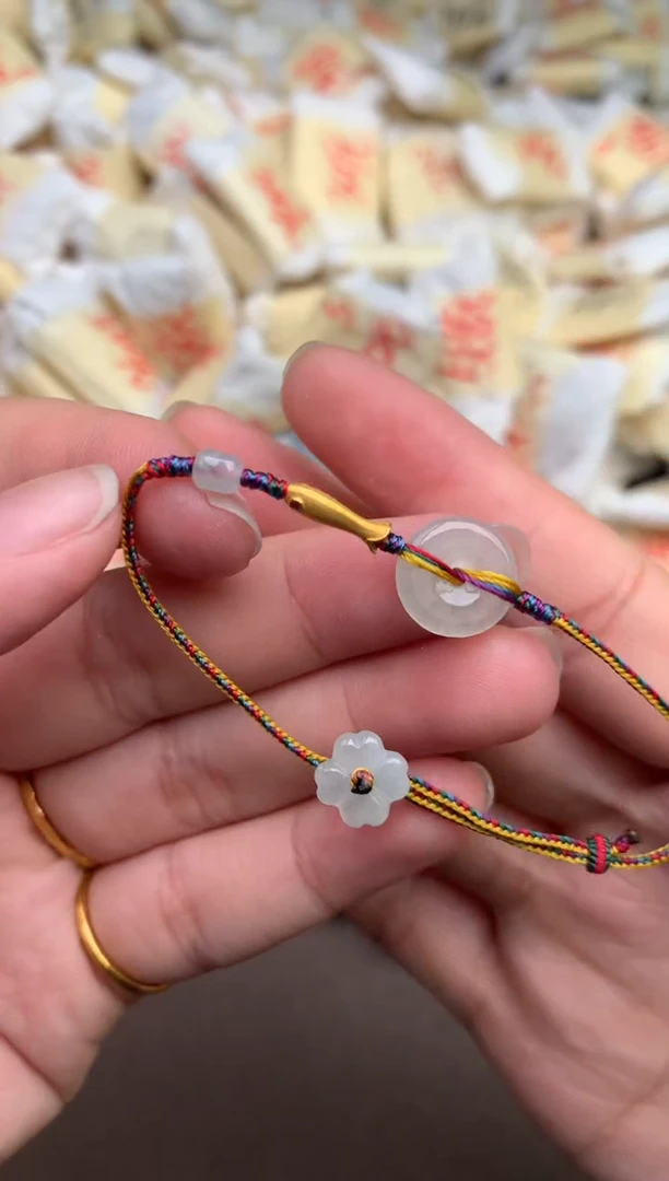 翡翠挂件未镶嵌—