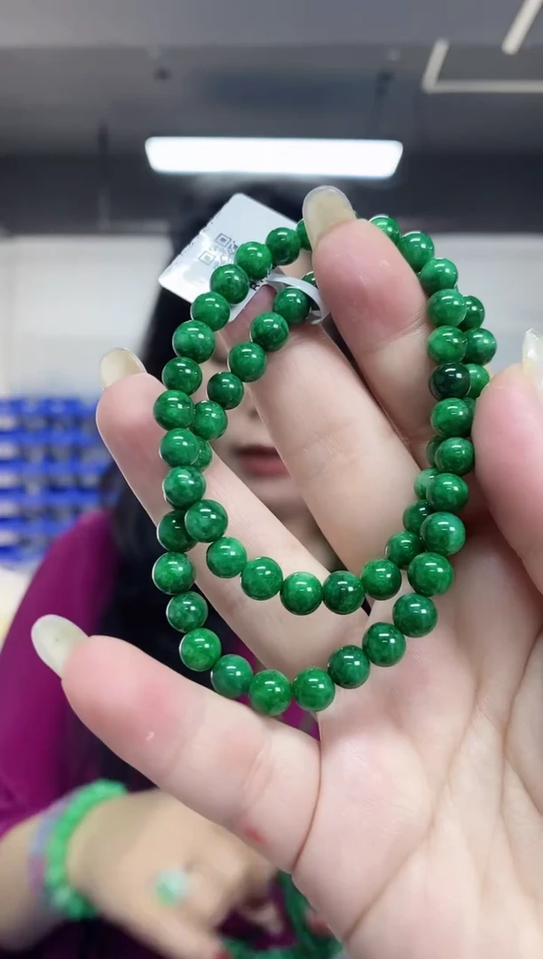 【闪购商品】翡翠手串未镶嵌多样性发其一颜色微差