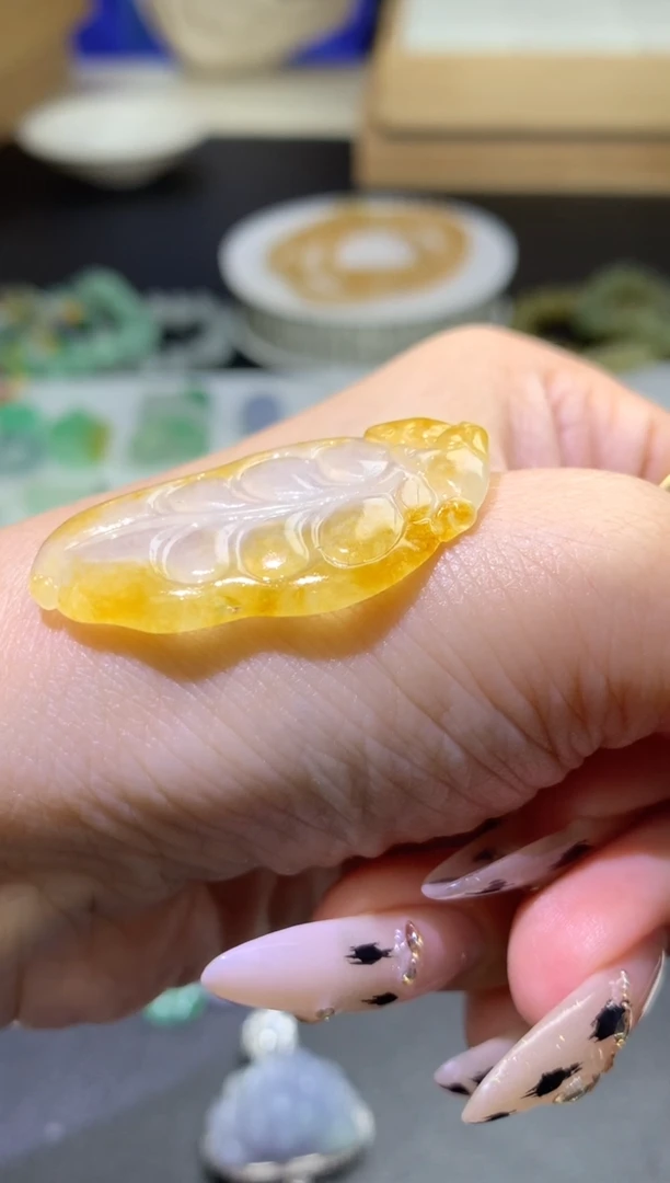 18K金镶嵌定制翡翠毛货   36.7-19.5-4.5