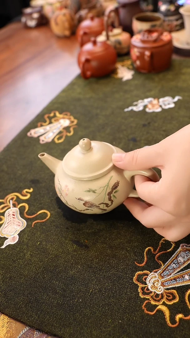茶壶紫砂本绿水平