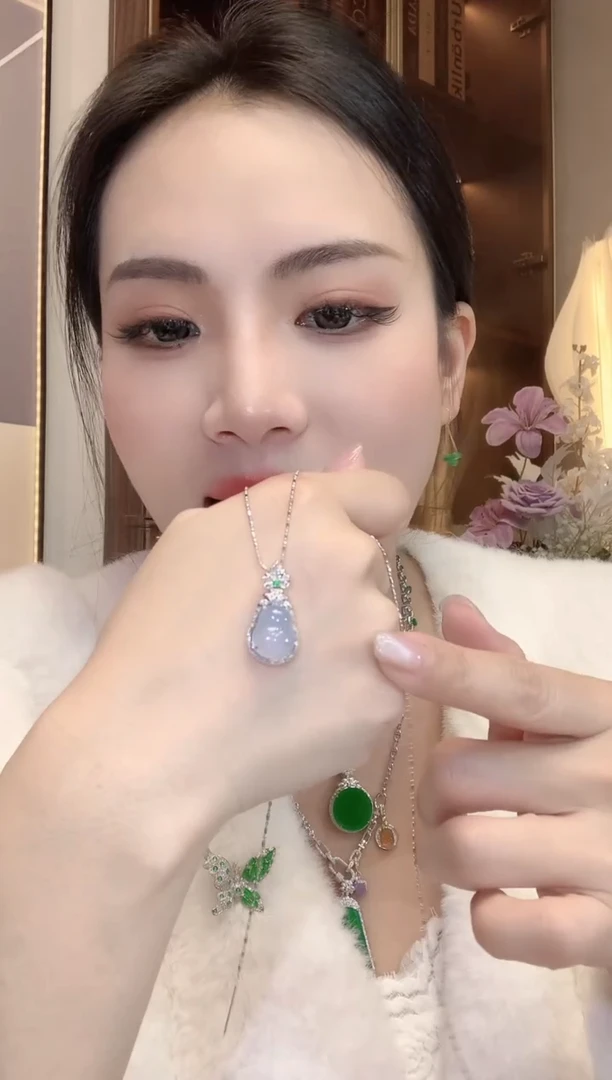 【闪购商品】翡翠吊坠(不含链)18K金镶嵌A9 紫货有一定色差