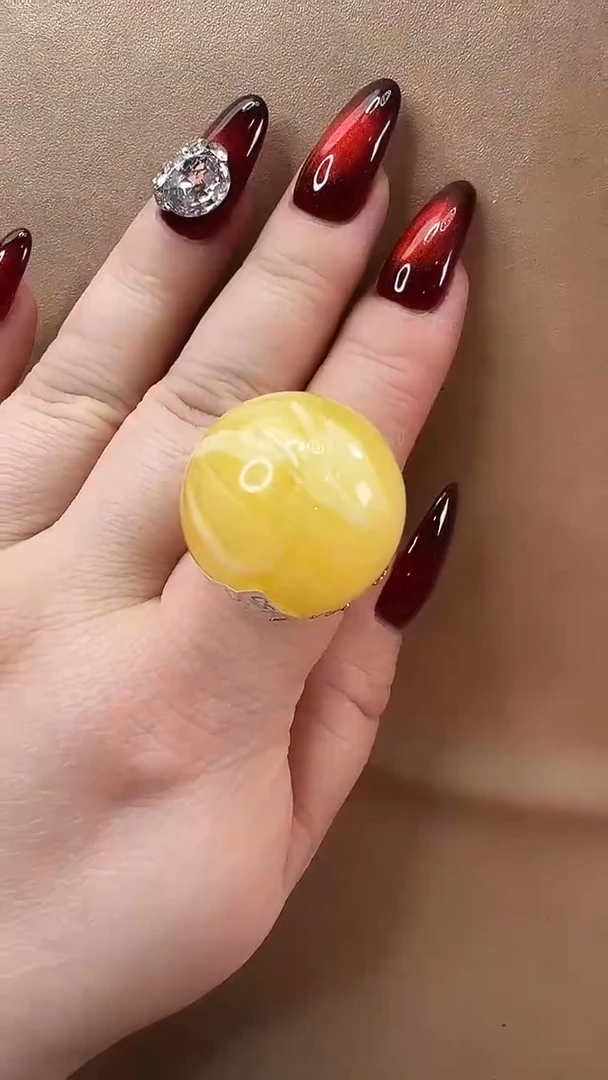 琥珀颈饰未镶嵌戒指