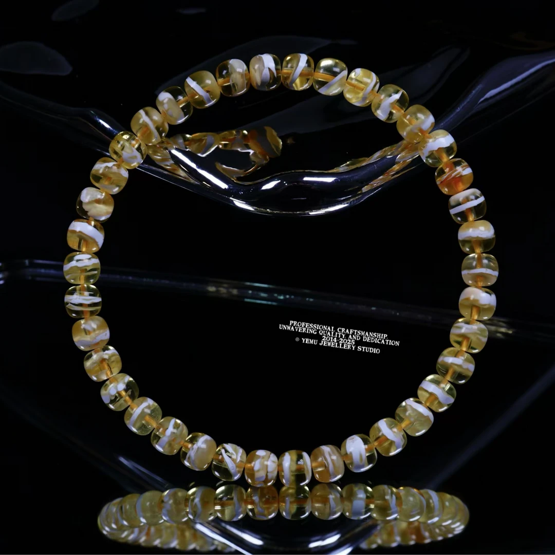 5.5毫米金漆白一线老型手串1600362 一物一拍 天然俄料琥珀蜜蜡