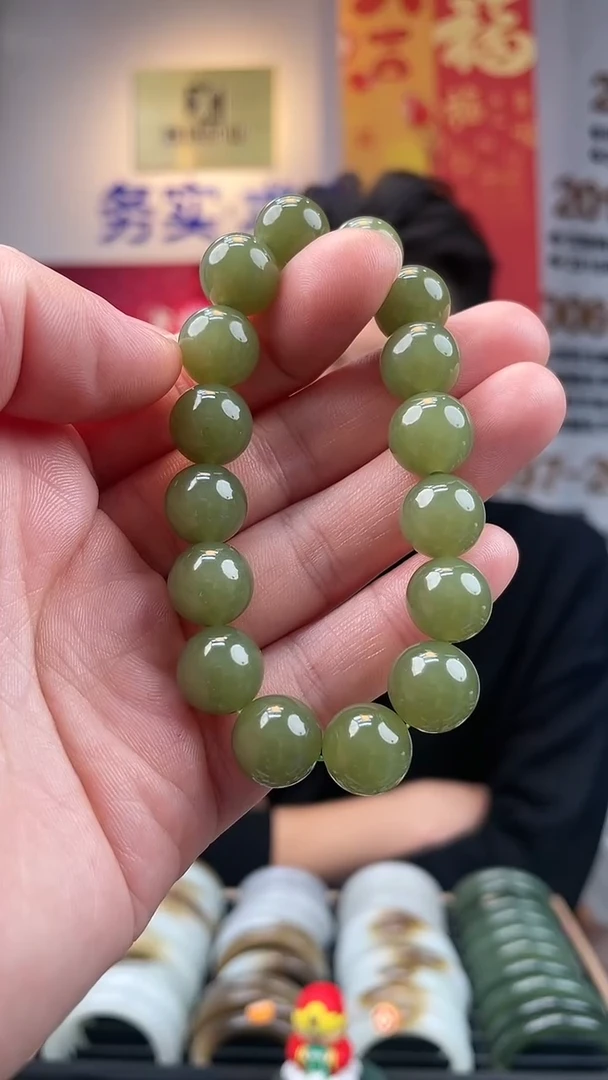 【闪购商品】和田玉手链未镶嵌沙枣青卡11-12手串多样性发一条